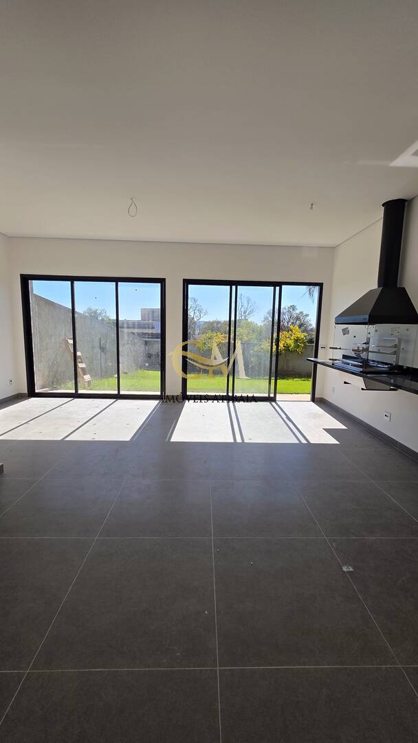 Casa, 3 quartos, 280 m² - Foto 35